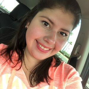 Meet your Posher, Bri andreina